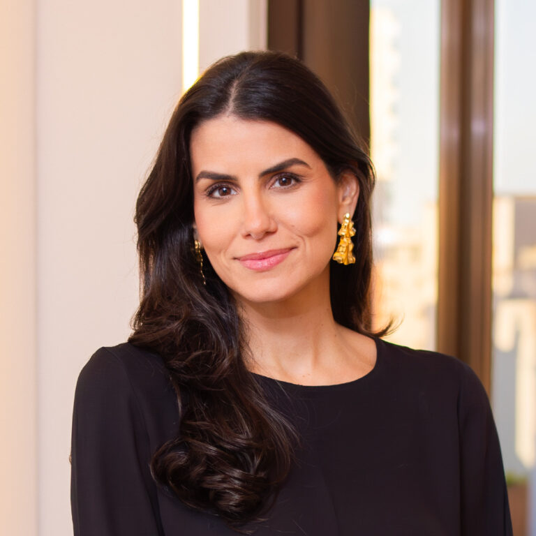 Mariana Vicentini Taylor