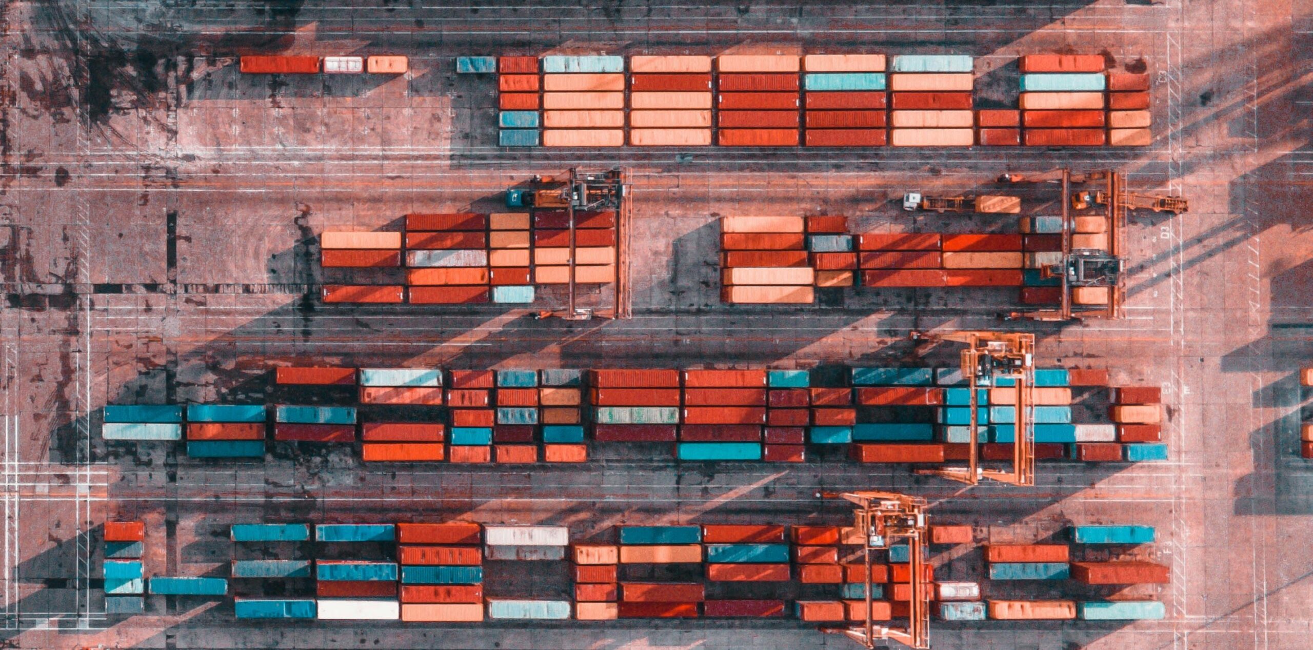 Receita Federal publica novas regras para credenciamento e ingresso em recintos alfandegados